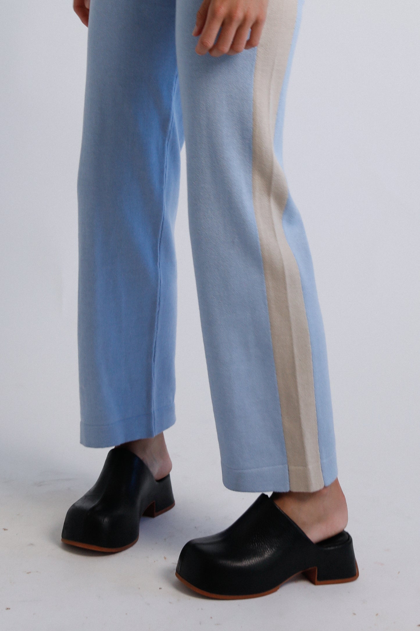 CASSIE PANTS - LIGHT BLUE SAND